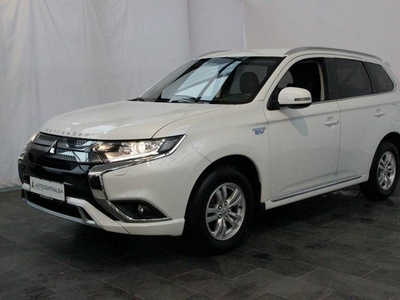 Mitsubishi Outlander 2,4 PHEV Luxury CVT 4WD