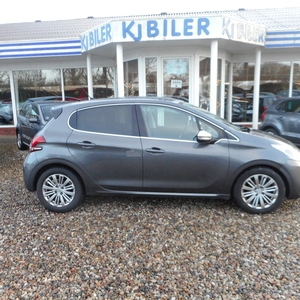 Peugeot 208 1,6 BlueHDi 100 Desire Sky 5d