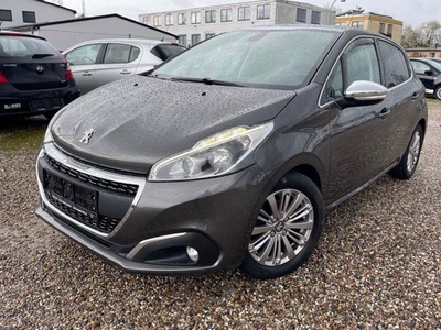 Peugeot 208 1,6 BlueHDi 100 Desire Sky