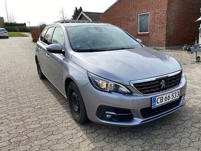 Peugeot 308 1,6 BlueHDi 120 Allure Sky SW