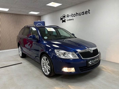 Skoda Octavia 1,6 TDi 105 Elegance Combi DSG