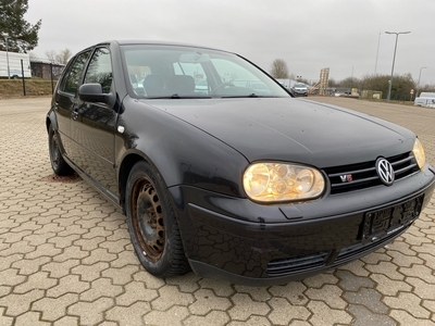 VW Golf IV 2,3 V5 170 Highline