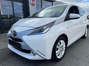 Toyota Aygo 1,0 VVT-i x-play x-touch