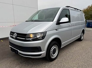 VW Transporter 2,0 TDi 102 Kassevogn kort