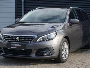 Peugeot 308 1,6 BlueHDi 120 Allure Sky SW