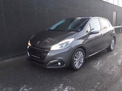 Peugeot 208 1,6 BlueHDi 100 Selection Sky