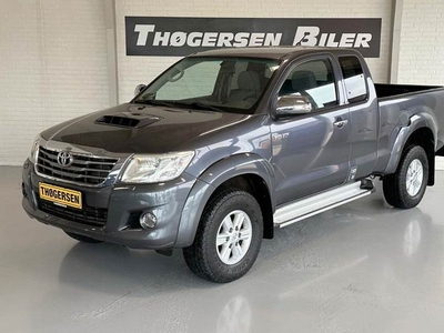 Toyota HiLux 2,5 D-4D 144 Ex.Kab 4x4 T3