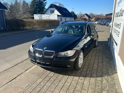 BMW 325Xi 2,5 Touring