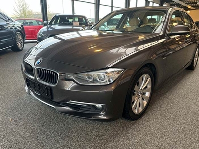 BMW 328i 2,0 aut.