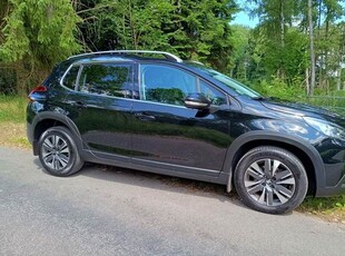 Peugeot 2008 1,2 e-THP 110 Allure Sky