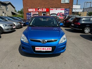 Hyundai i30 1,4 CVVT 109 Classic 5d