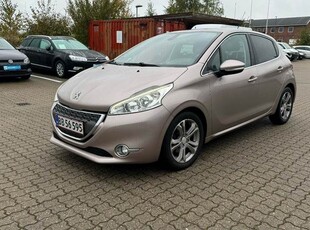 Peugeot 208 1,6 e-HDi 92 Allure