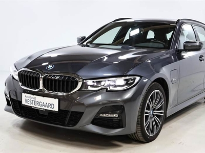 BMW 330e 2,0 Touring Plugin-hybrid M-Sport Steptronic 292HK Stc 8g Aut.