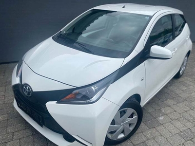 Toyota Aygo 1,0 VVT-i x-wave Sky