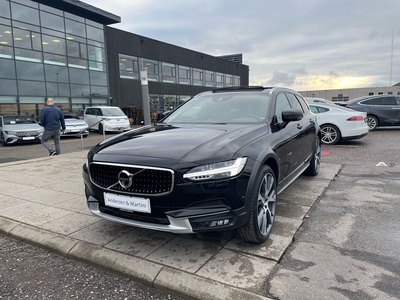 Volvo V90 Cross Country