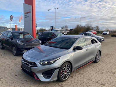 Kia ProCeed 1,6 T-GDi GT DCT 5d