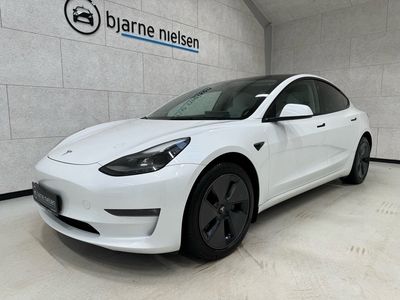 Tesla Model 3 Long Range AWD 4d