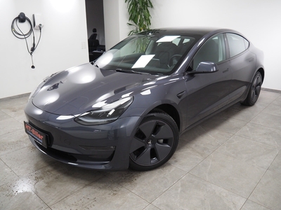 Tesla Model 3 Long Range AWD 4d