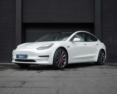 Tesla Model 3 Performance AWD 4d