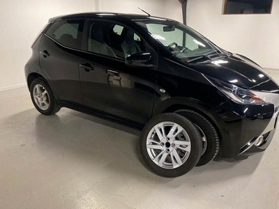 Toyota Aygo 1,0 VVT-i x-black