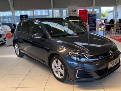 VW Golf VII 1,4 GTE DSG