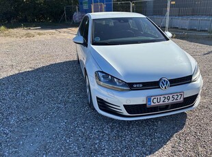 VW Golf 2,0 GTD