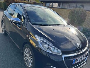 Peugeot 208 1,2 1.2 VTi 82 hk 5D