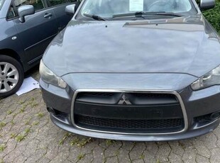 Mitsubishi Lancer 1,6 1,6 benzin