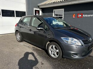 Toyota Auris 1,6 T2