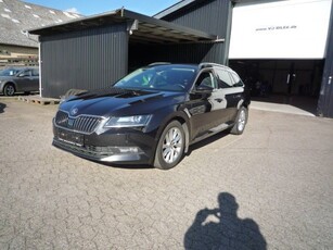 Skoda Superb 2,0 TDi 150 Style Combi DSG 5d