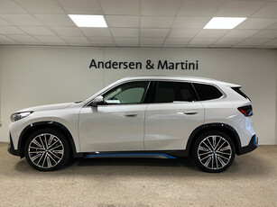 BMW iX1 xDrive30 EL xLine 4x4 313HK 5d Aut.