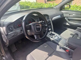 Audi A 6 2,4