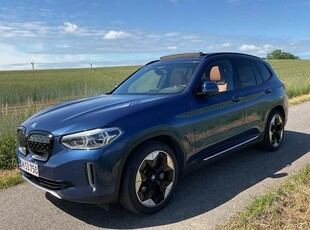 BMW iX3 Charged plus