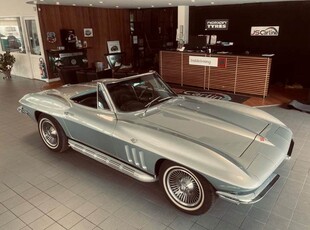 Chevrolet Corvette 5,8 V8 327cui. Convertible