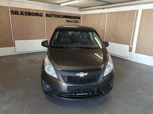 Chevrolet Spark 1,0 LT