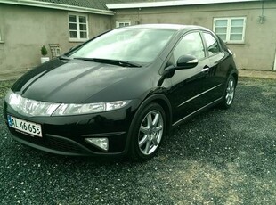 Honda Civic 1,8 1,8 Sport 140HK