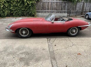 Jaguar E-Type 4,2 XKE