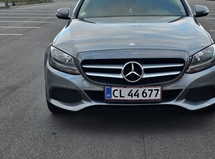 Mercedes C200 2,0 L