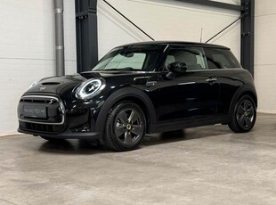 Mini Cooper SE Essential