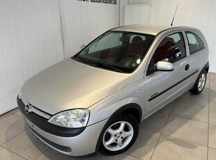 Opel Corsa 1,2 16V Family