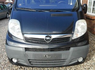 Opel Vivaro 2,5 CDTi 146 L1H1 Combi