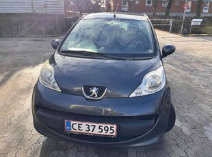 Peugeot 107 1,0 I 5D MAN.