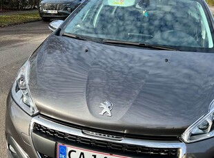 Peugeot 208 1,6 Allure Sky 5d