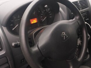 Peugeot Expert 2,0 HDi 128 hk L2H2