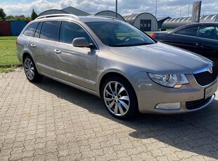 Skoda Superb 2,0 TDi 140 Elegance Combi