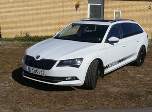 Skoda Superb 2,0 TDi 150 Style Combi DSG