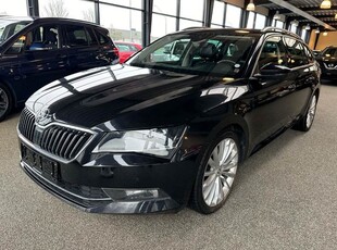 Skoda Superb 2,0 TDi 190 Style Combi DSG