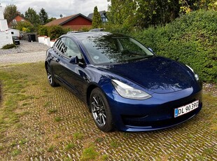 Tesla Model 3 244