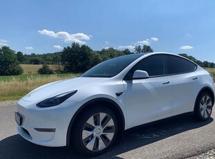 Tesla Model Y AWD Long Range - AMD Ryzen