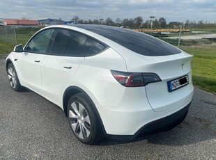 Tesla Model Y Long Range, Dual Motor AWD